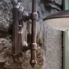 Applique da Esterno in Alluminio Nero e Fiori Dipinti a Mano - Latina Viadurini