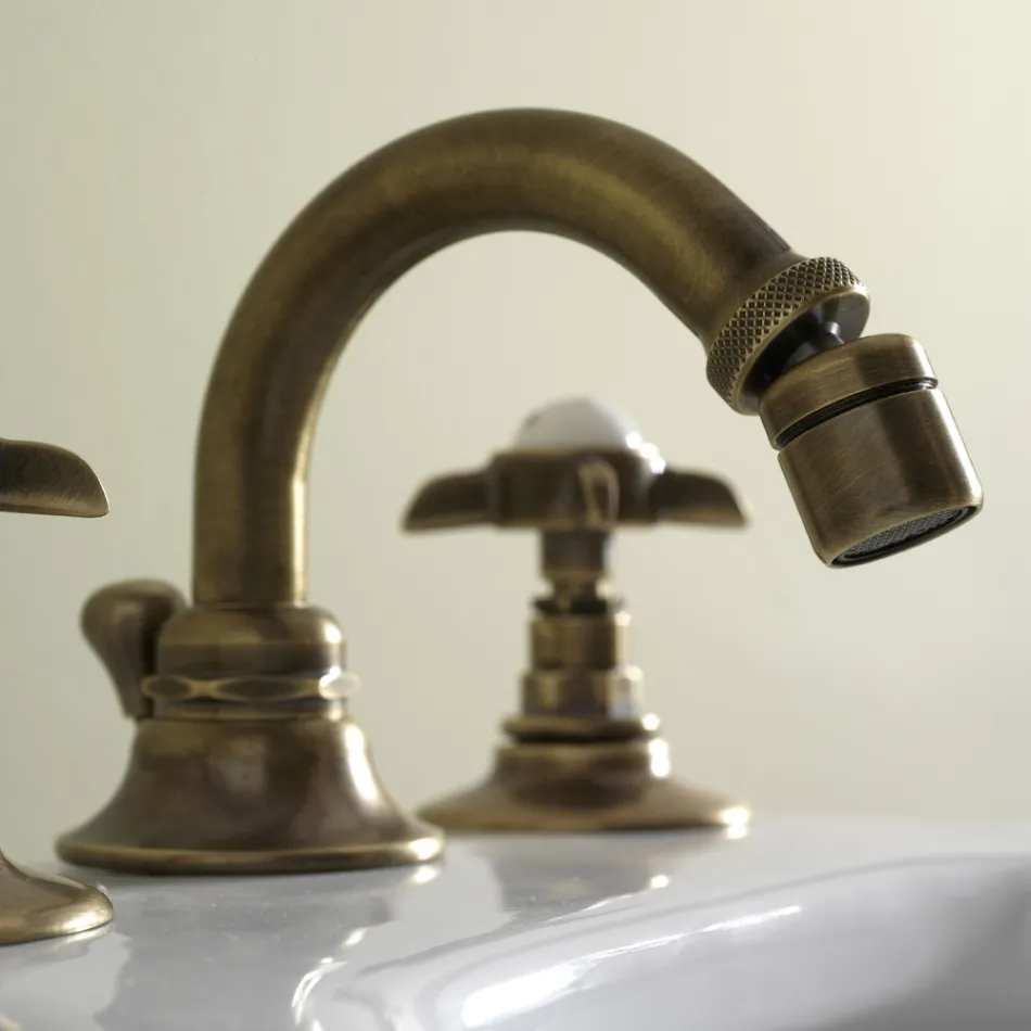 Batteria Bidet 3 Fori Classica in Ottone e Maniglie a Farfalla - Miriano Viadurini