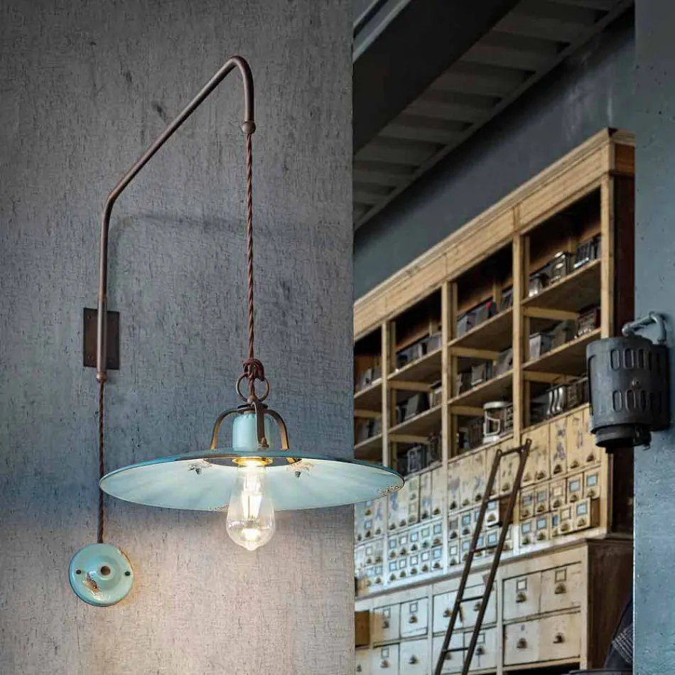 Lampada a sospensione con braccio direzionabile stile country Sally Viadurini