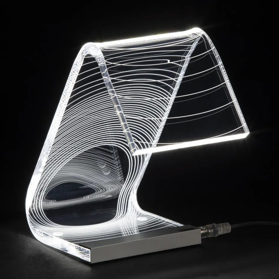 Lampada da Tavolo Led Cristallo Acrilico Piegato Decoro a Laser - Possett Viadurini