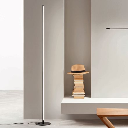 Lampada da Terra in Metallo Verniciato Color Nero con Luce Led - Arancio Viadurini
