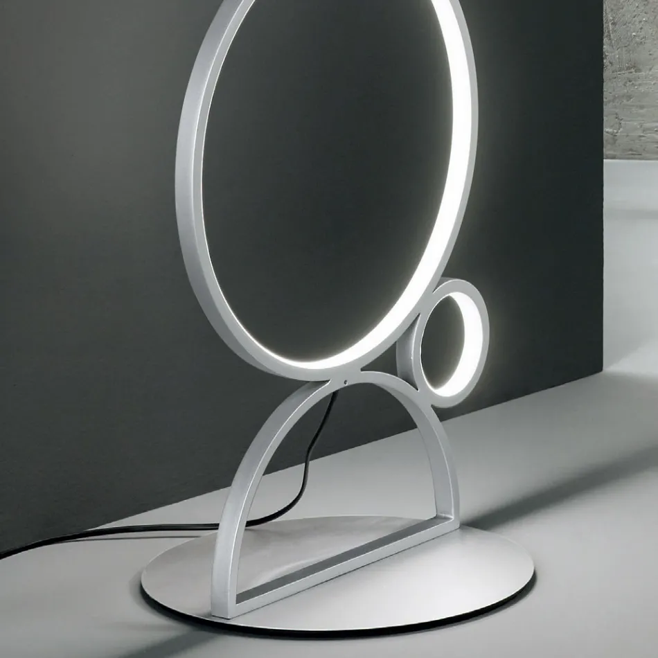 Lampada da Terra LED Moderna in Metallo Verniciato Oro o Argento - Punto Viadurini