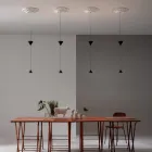 Lampada Sospesa di Design in Gesso bianco e Alluminio Nero 2 Coni - Tesera Viadurini