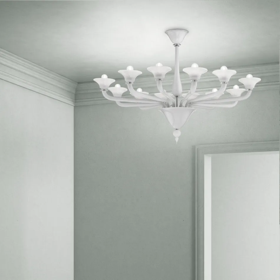 Lampadario 12 Luci in Vetro di Venezia Bianco e Metallo Cromato - Ismail Viadurini