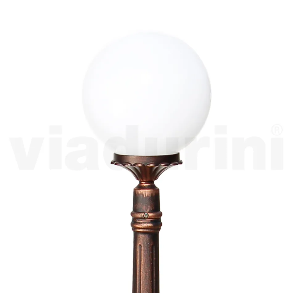 Lampione Alto 145 cm in Acrilico e Alluminio Nero Made in Italy - Trovanero Viadurini