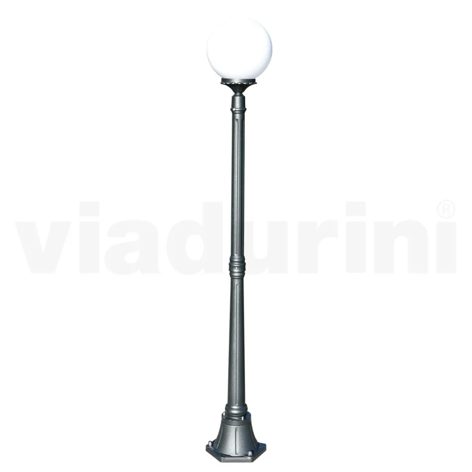 Lampione Alto 172 cm in Acrilico e Alluminio Antracite Made in Italy - Trovaantracite Viadurini