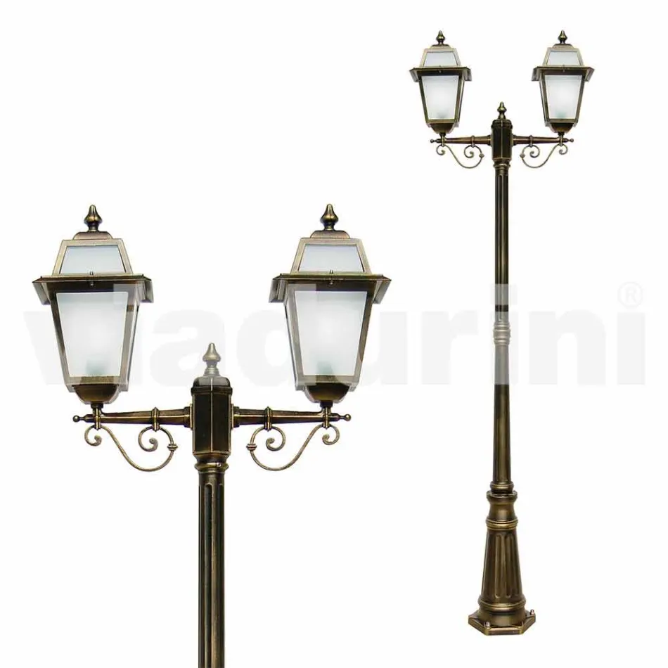 Lampione per esterno a due luci in alluminio made in Italy, Kristel Viadurini
