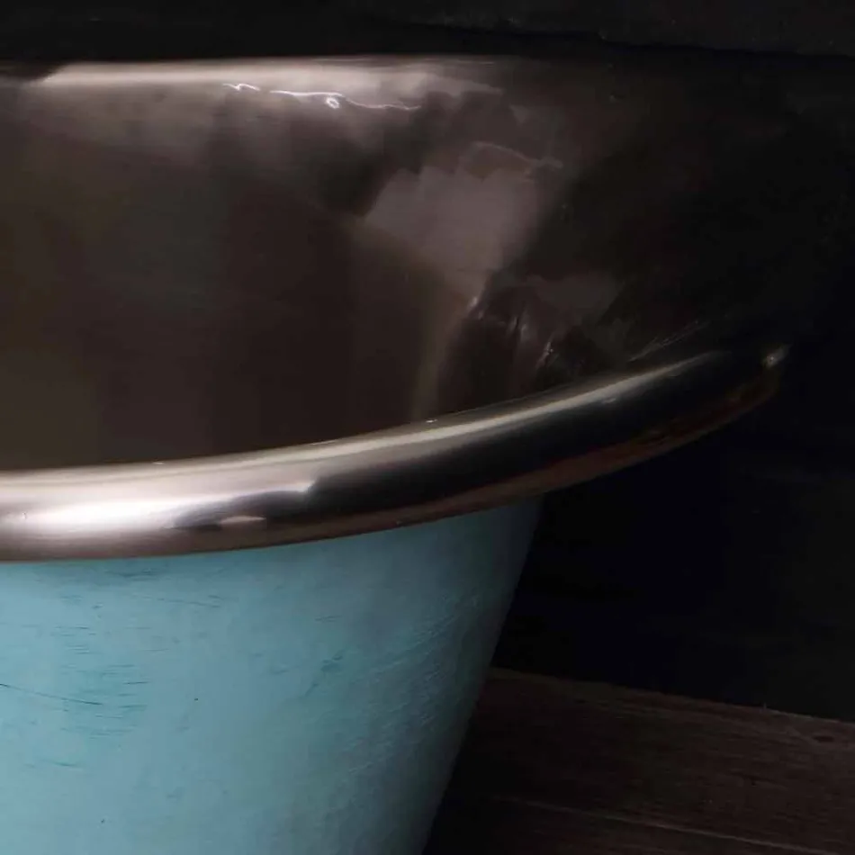 Lavabo da appoggio con finitura in ferro bianco e verderame Cala Viadurini