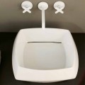 Lavabo da appoggio in ceramica bianca di design made in Italy Simon