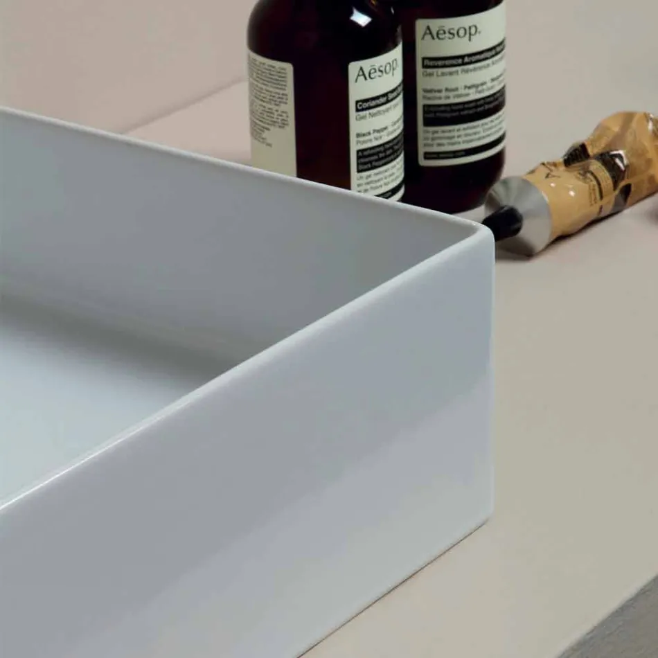 Lavabo in ceramica da appoggio design moderno Sun 60x37, made in Italy Viadurini