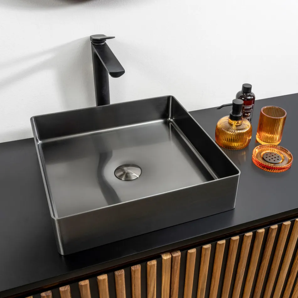 Lavabo Quadrato da Appoggio in Acciaio Inox in Diverse Finiture - Calendula Viadurini