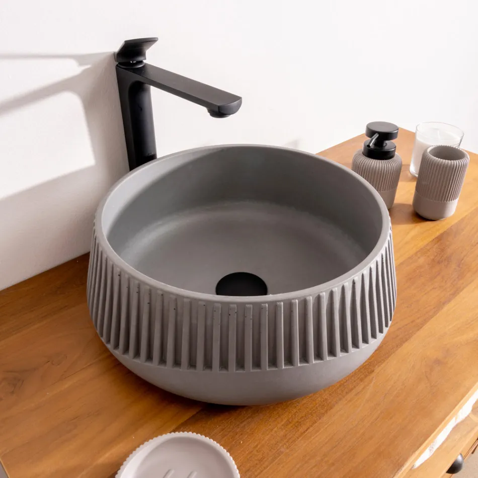 Lavabo Rotondo da Appoggio Realizzato in Cemento e Resina - Ibisco  Viadurini