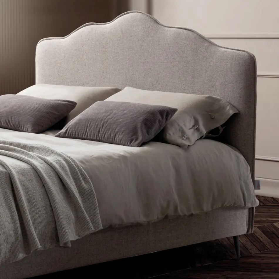 Letto Matrimoniale 160x190 con Testata a Balza Perimetrale Made in Italy - Riposo Viadurini