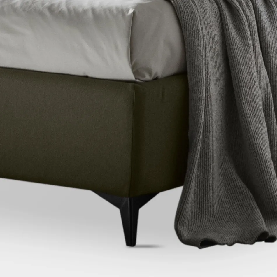 Letto Matrimoniale 160x190 con Testata Divisa Centralmente Made in Italy - Celesti Viadurini