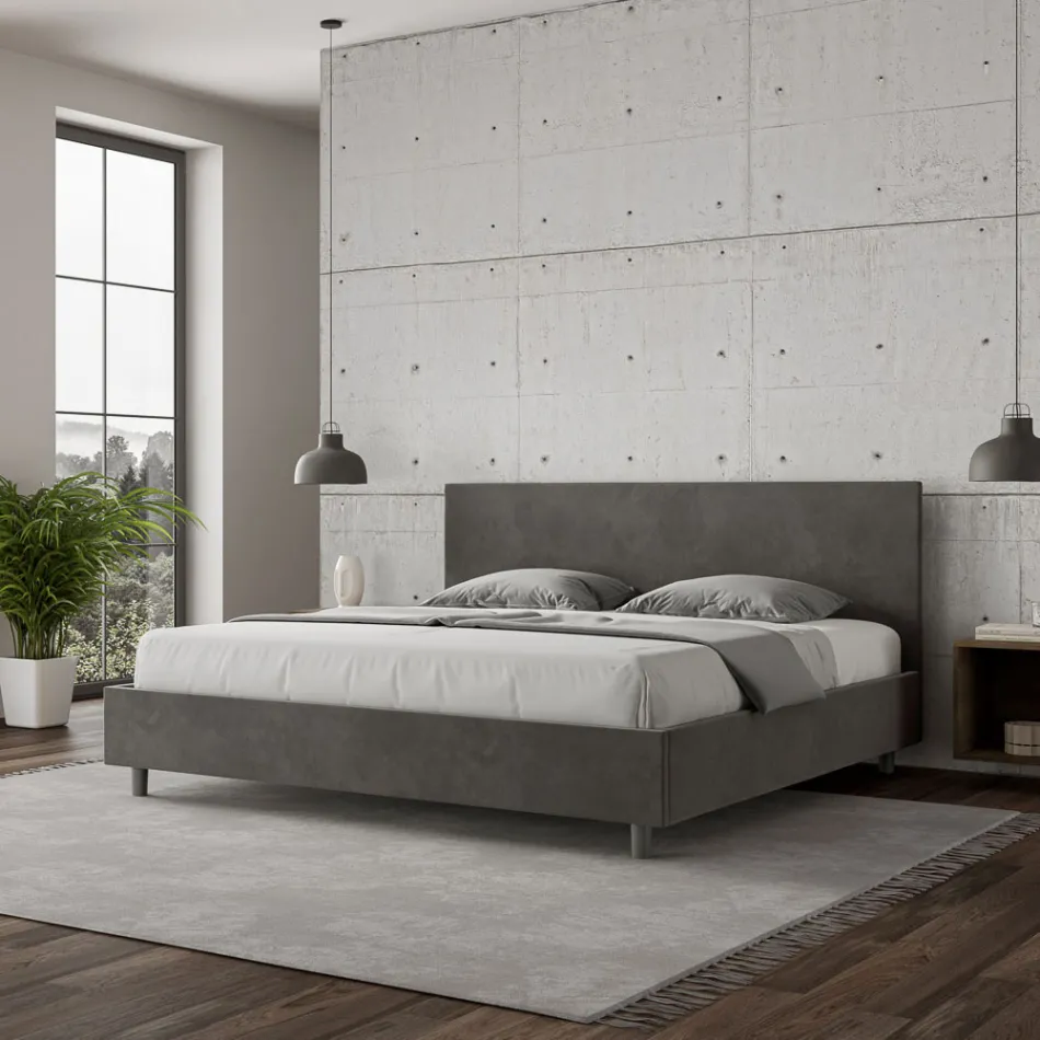 Letto Matrimoniale 200x200 cm con Testata in Microfibra Made in Italy - Pallone Viadurini