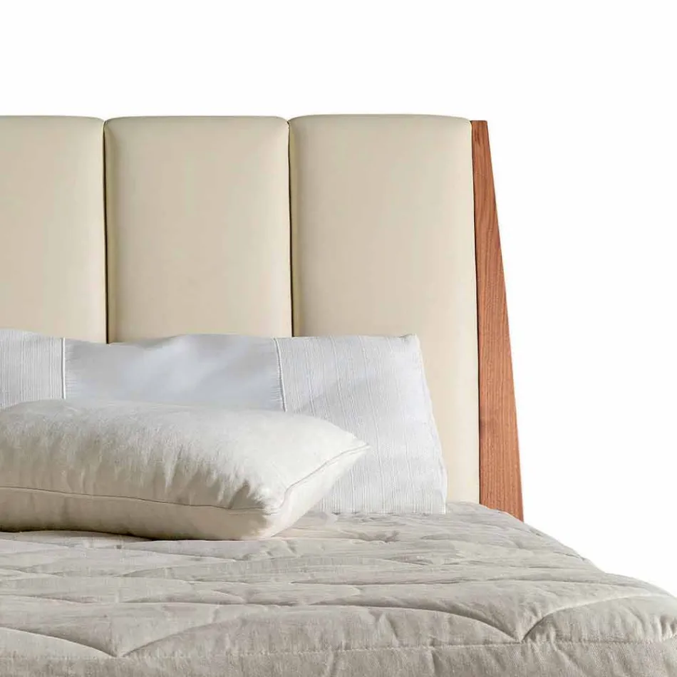 Letto matrimoniale di design con testata imbottita in pelle Menardo Viadurini