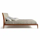 Letto matrimoniale di design con testata imbottita in pelle Menardo Viadurini