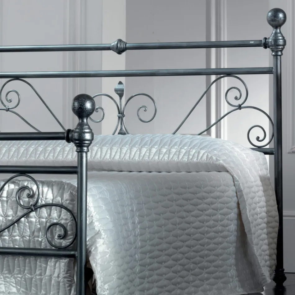 Letto Matrimoniale in Ferro Tubolare Nero Argentato Made in Italy - Geometria Viadurini