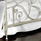 Letto matrimoniale neoclassico forgiato a mano in ferro pieno Jessica Viadurini