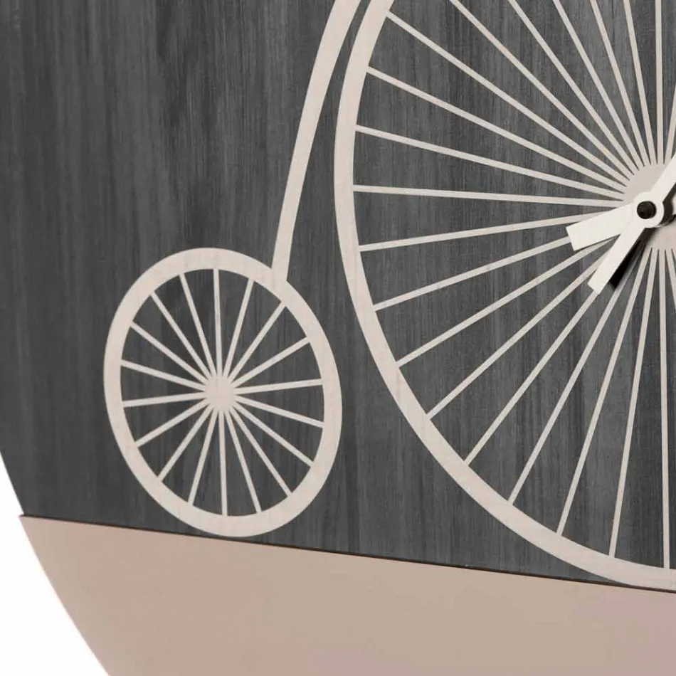 Orologio da Parete in Legno Design Tondo con Decori in 2 Finiture - Byko Viadurini
