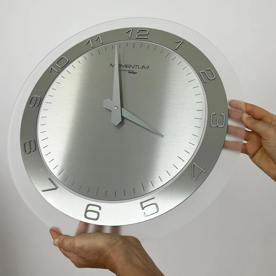 Orologio moderno da muro modello Dininho Viadurini