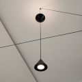 Piantana a Filo in Alluminio Nero e Doppio Cono Design Minimale - Mercado