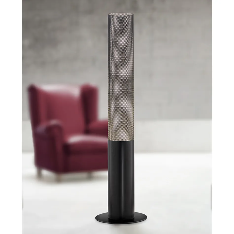 Piantana con Diffusore in Metallo Traforato Made in Italy - Come Viadurini