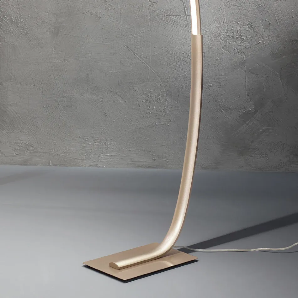 Piantana Moderna a LED Dimmerabile in Metallo Nero, Oro o Bianco - Gondola Viadurini