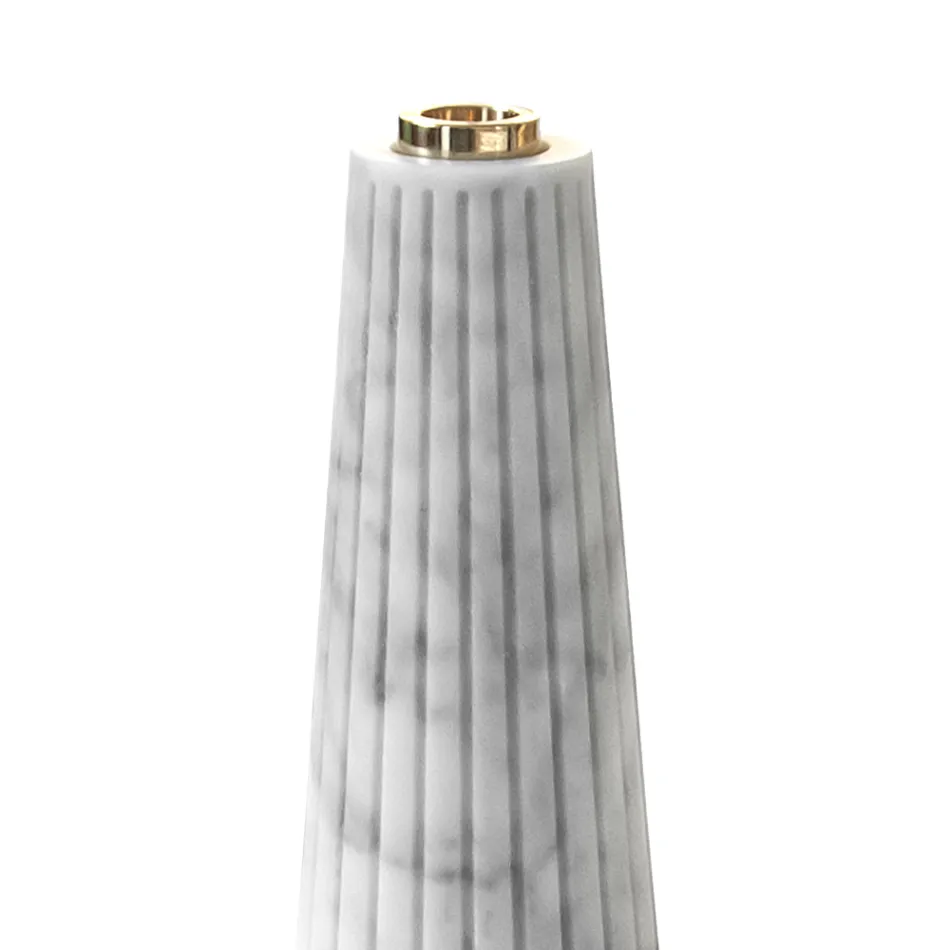 Portacandele Design in Marmo Bianco di Carrara a Righe e Ottone - Amenia Viadurini