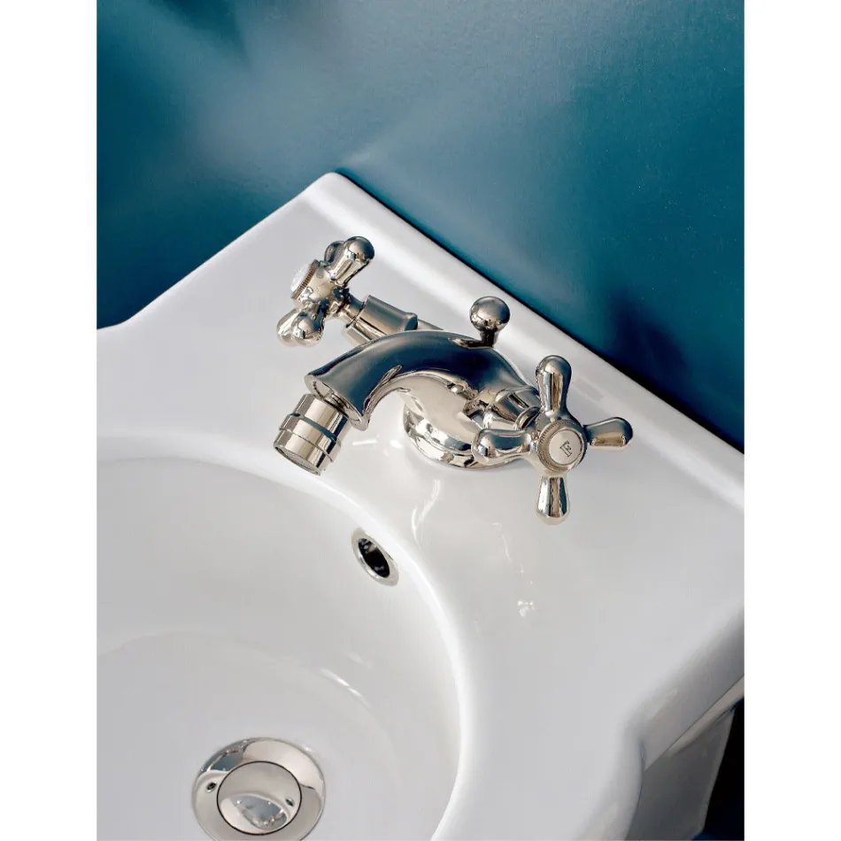 Rubinetto Monoforo per Bidet in Ottone con Scarico Stile Classico - Ercolina Viadurini