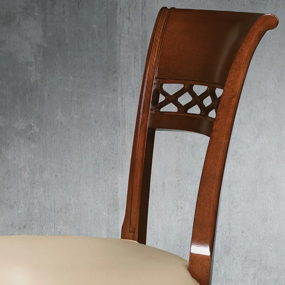 Sedia Classica in Legno di Faggio Schienale Decorato e Ecopelle - Milissa Viadurini