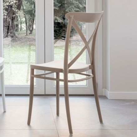 Sedia da Interno e Esterno Impilabile in Resina Rinforzata con Fiberglass - Naira Viadurini