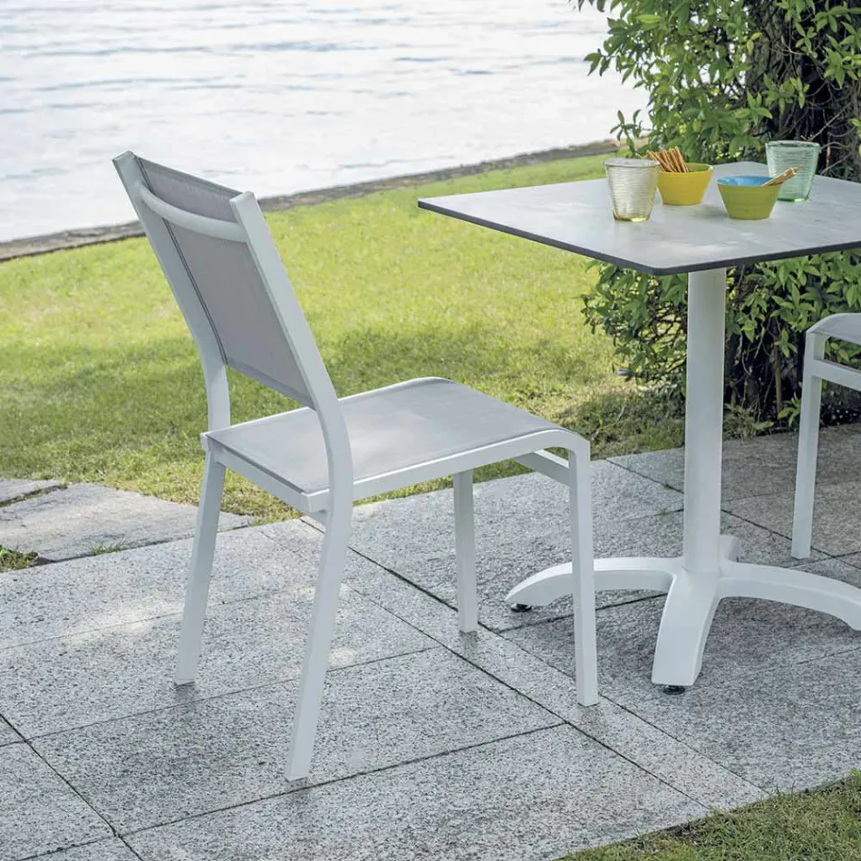 Sedia Impilabile da Giardino in Alluminio e Textilene Bianco o Grigio - Floraforma Viadurini