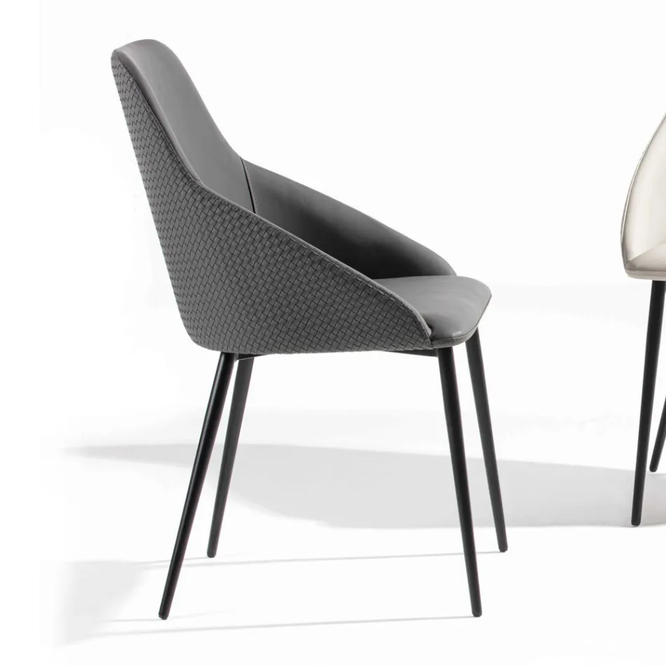 Sedia in Ecopelle con Schienale Decorato e Base in Metallo Nero, 2 Pezzi - Nima Viadurini