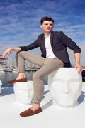 Sgabello da esterno a forma di volto di design moderno Adan by Vondom