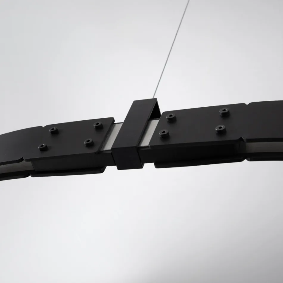 Sospensione di Design Ovale in Alluminio Nero con Sfere e Faretti - Esodo Viadurini