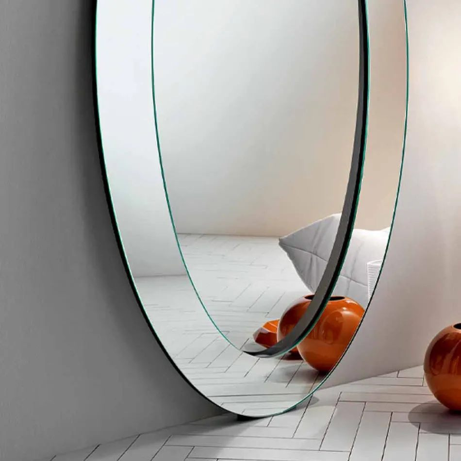 Specchiera Ovale da Terra Moderna con Cornice Inclinata Made in Italy – Salamina Viadurini