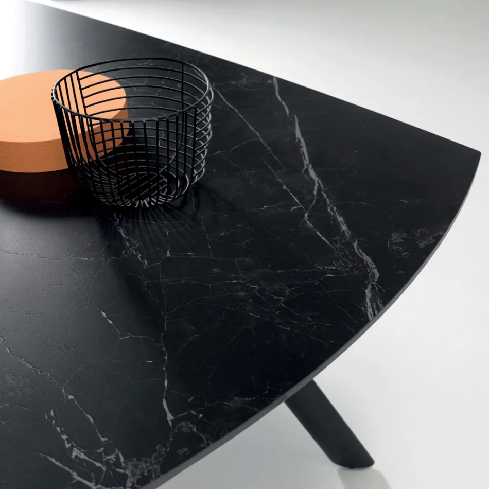 Tavolo Allungabile 140/210x90 cm in Pietra Sinterizzata Effetto Marmo - Atrio Viadurini