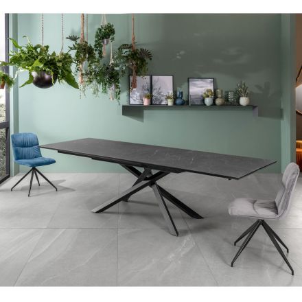 Tavolo Allungabile a 270 cm con Piano in HPL e Base in Alluminio - Cerca Viadurini