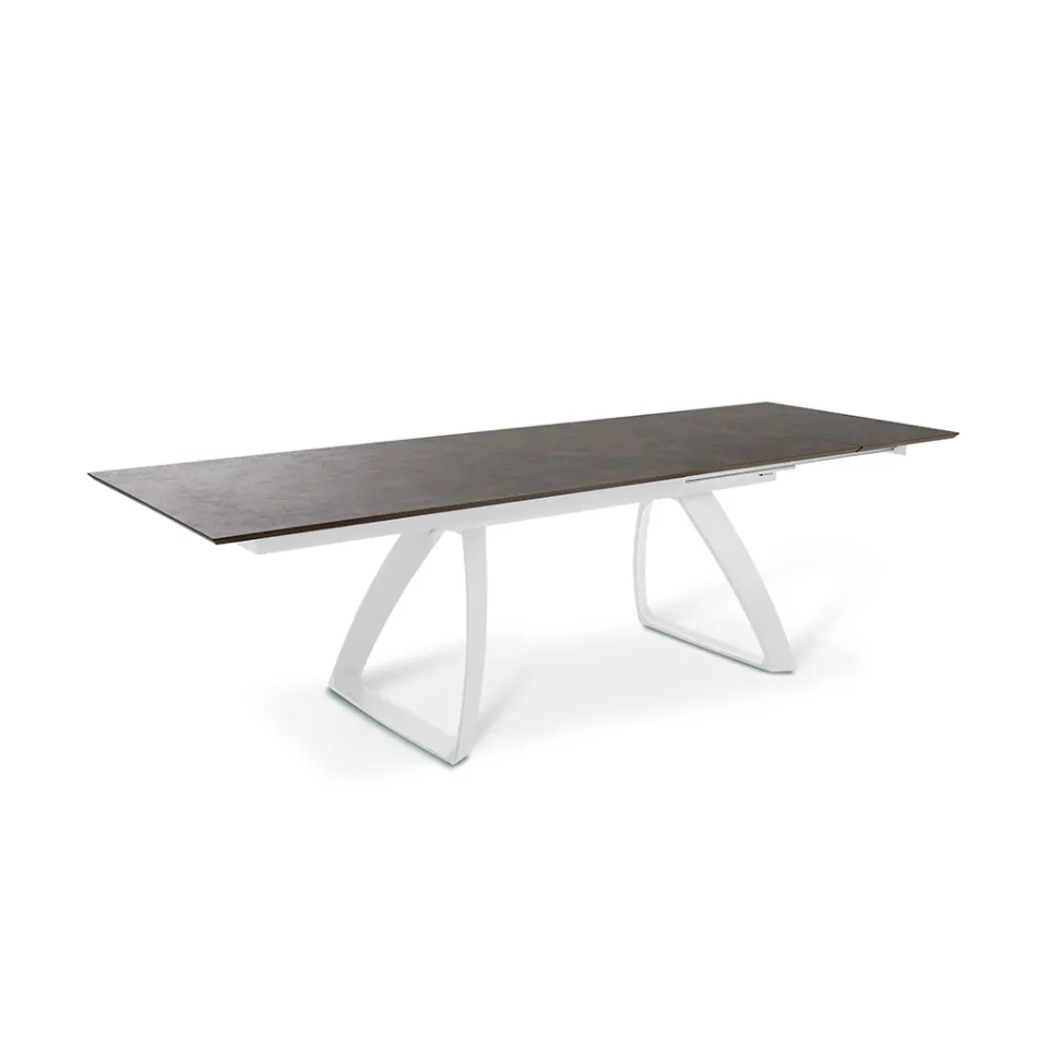 Tavolo Allungabile a 270 cm con Piano in HPL e Base in Alluminio - Villongo Viadurini