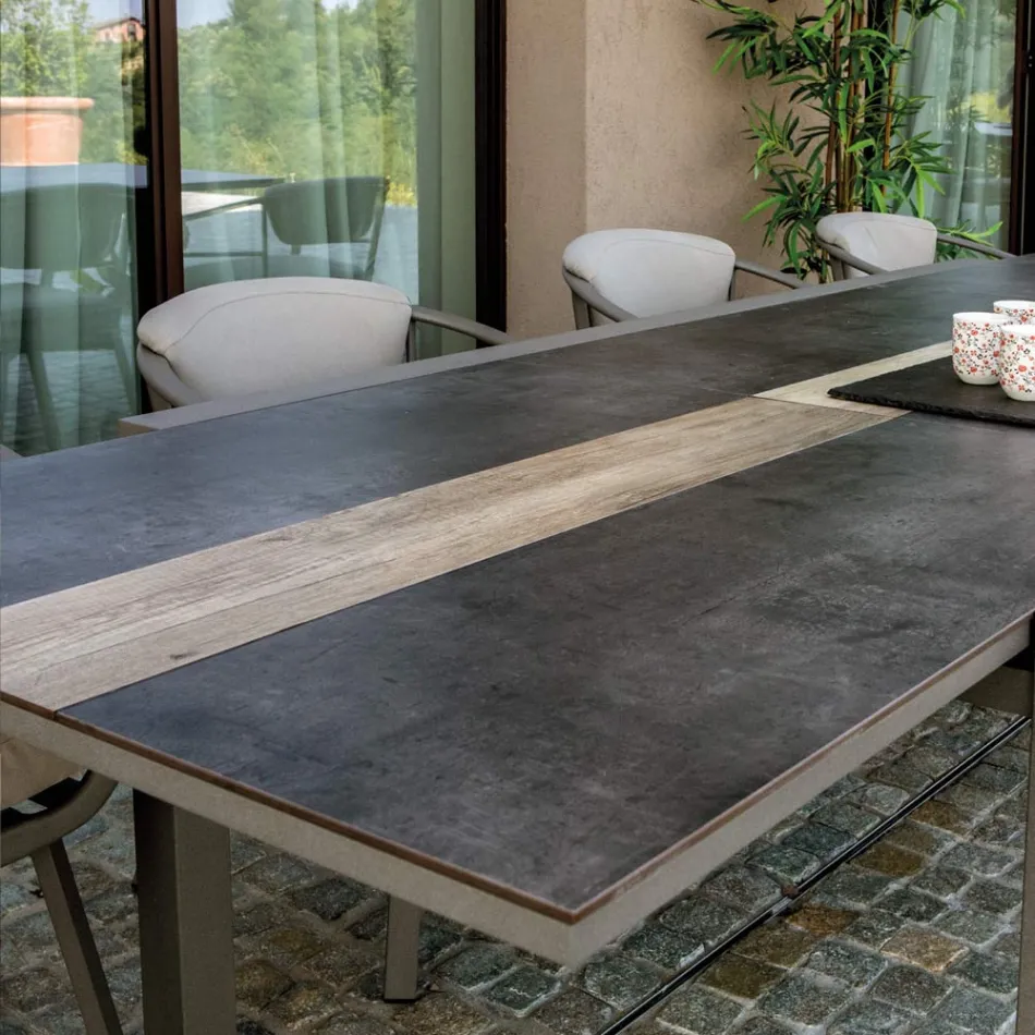 Tavolo Allungabile a 300 cm in Alluminio con Inserto in HPL - Righello Viadurini