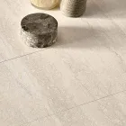 Tavolo Allungabile in Gres Porcellanato e Base in Metallo Verniciato - Arko Viadurini