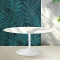 Tavolo Allungabile Tulip Saarinen H 74 cm in Ceramica Florim Statuario Lucido - Scarlet