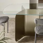 Tavolo con Piano Sagomato in Vetro e Base in Metallo Curvato - Piacere Viadurini