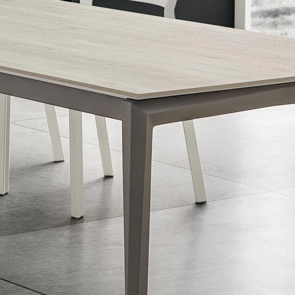 Tavolo da Cucina Allungabile Fino a 240 cm in Hpl Made in Italy - Fantastic Viadurini