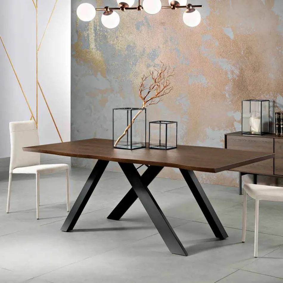 Tavolo di design in legno massellato prodotto in Italia, Wilmer Viadurini