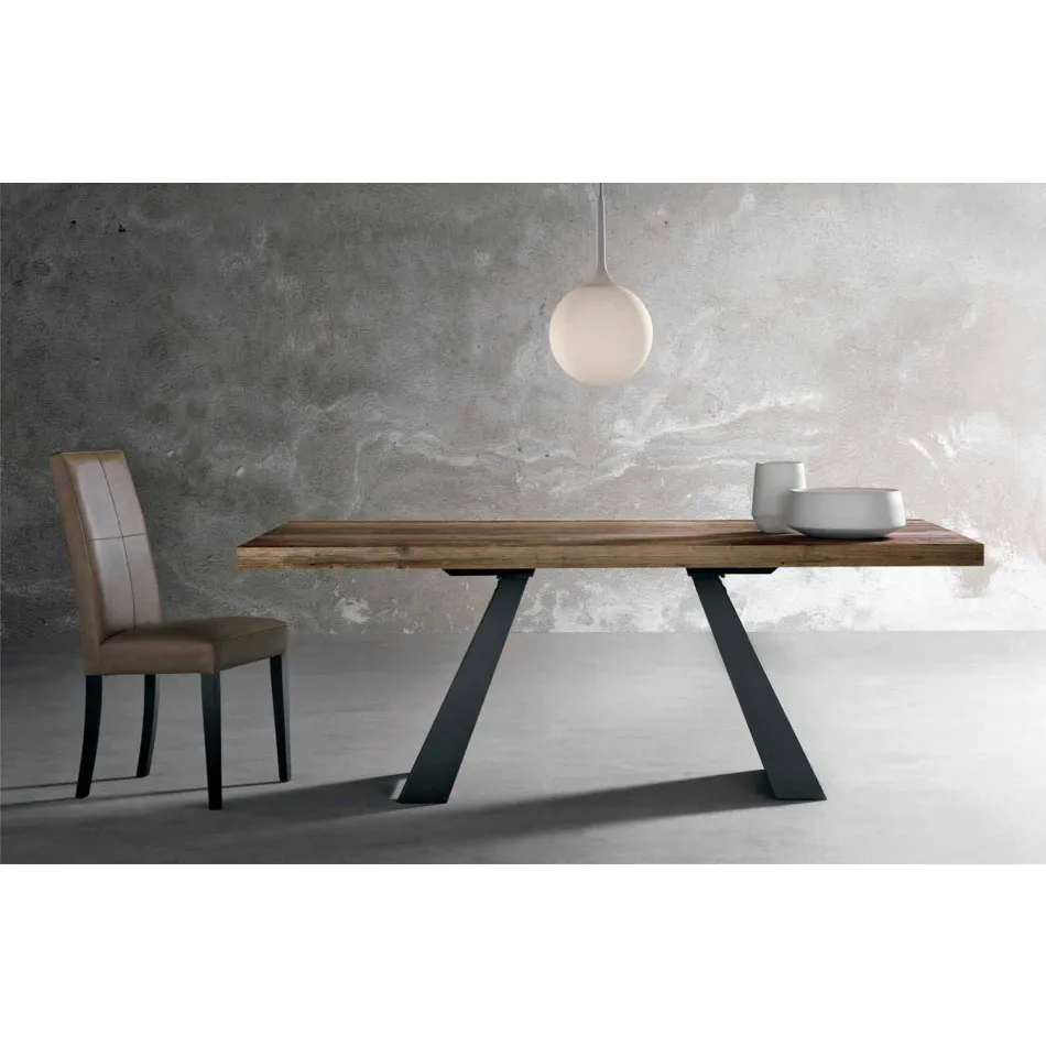 Tavolo in legno massello di design realizzato in Italia Zerba Viadurini