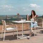 Tavolo Quadrato 80x80 cm da Esterno Realizzato in Alluminio Beige - Alfresco Viadurini
