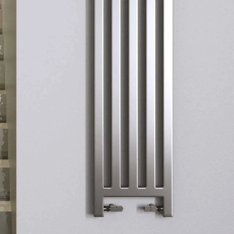 Termoarredo elettrico cromato di design New Dress by Scirocco H Viadurini