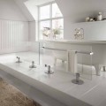 Termoarredo elettrico da pavimento di design in vetro trasparente Star